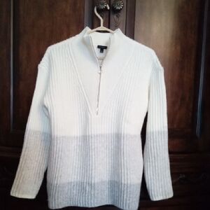 Talbots White and Gray Colorblock Front Half Zip Women's Sweater